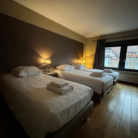 Hotel Race &